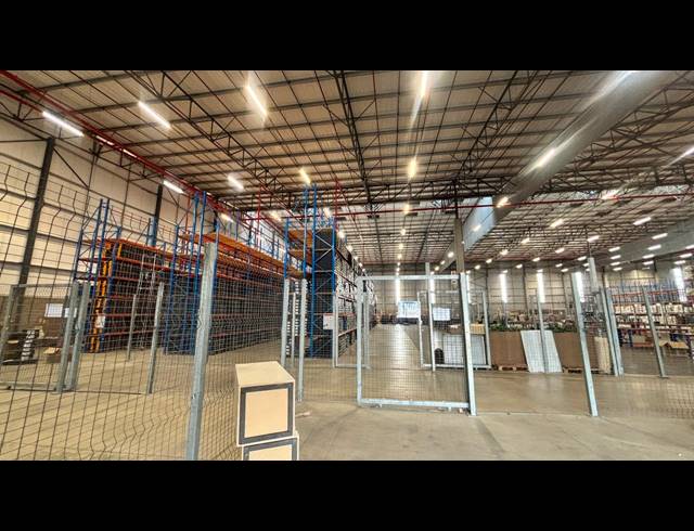 11,147M² WAREHOUSE TO LET IN SAMRAND BUSINESS PARK
